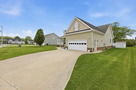 105 Pecan Court Elizabeth City NC 27909