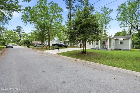 1515 Little Street Whiteville NC 28472