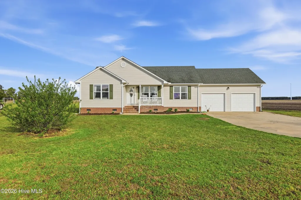 559 Four Mile Desert Road Hertford NC 27944
