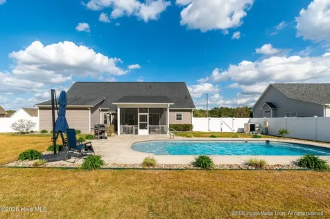 728 Red Birch Lane Greenville NC 27858