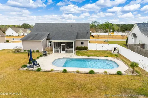 728 Red Birch Lane Greenville NC 27858