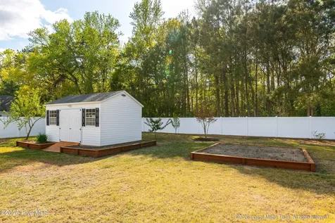 728 Red Birch Lane Greenville NC 27858