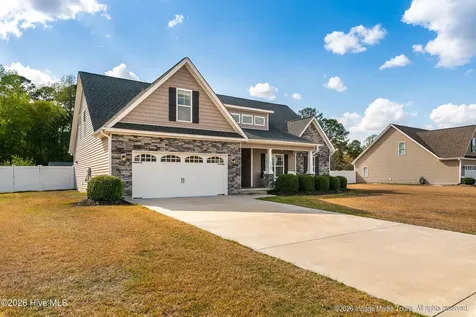 728 Red Birch Lane Greenville NC 27858