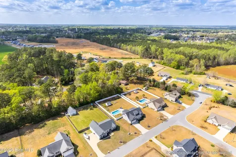 728 Red Birch Lane Greenville NC 27858