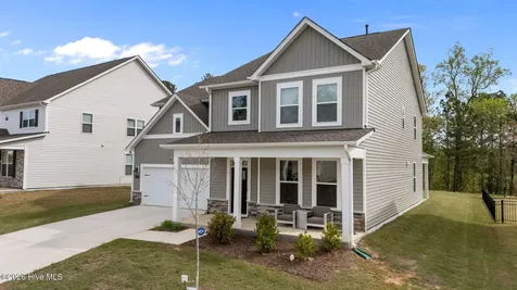 249 Umstead Street Sanford NC 27330