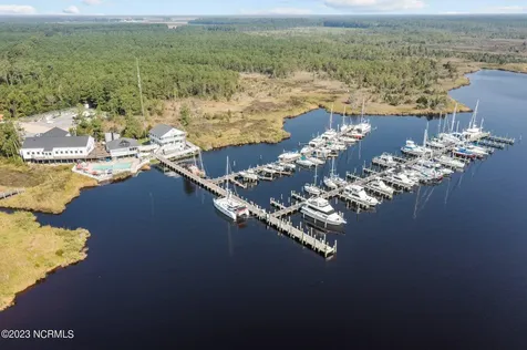 Lot 69 Dowry Creek W Belhaven NC 27810