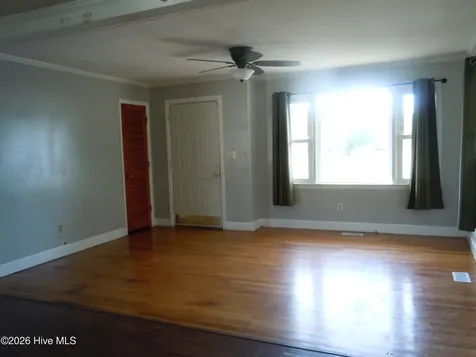 209 Complex Street Tabor City NC 28463