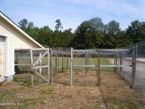 209 Complex Street Tabor City NC 28463