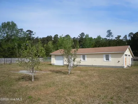 209 Complex Street Tabor City NC 28463