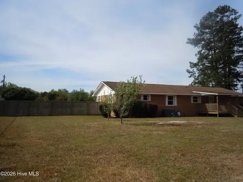 209 Complex Street Tabor City NC 28463