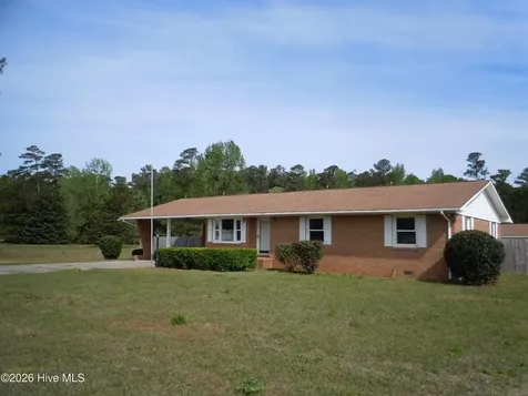 209 Complex Street Tabor City NC 28463