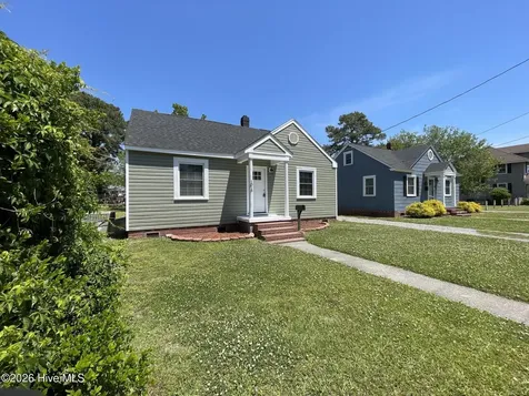 1016 Cedar Street Elizabeth City NC 27909