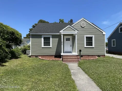 1016 Cedar Street Elizabeth City NC 27909