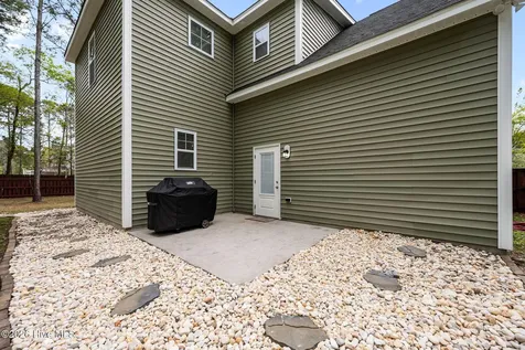 807 Dan Owen Drive Hampstead NC 28443