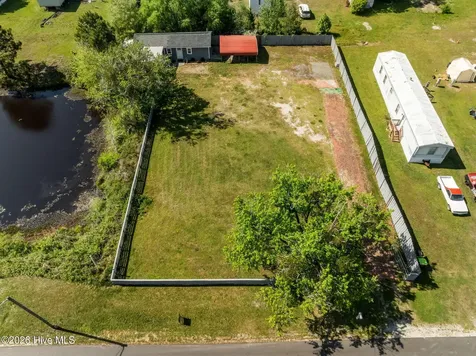 309 S Jenkins Street Holly Ridge NC 28445