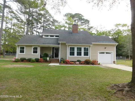 12501 Cypress Drive Laurinburg NC 28352
