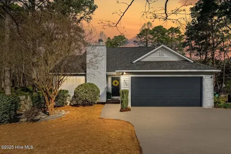 405 Spring Lake Drive Pinehurst NC 28374