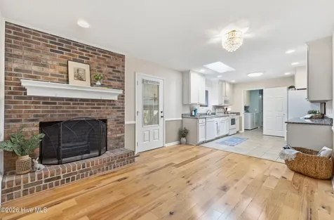 1 Yellow Jacket Court Calabash NC 28467
