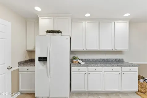 1 Yellow Jacket Court Calabash NC 28467
