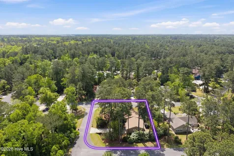 1 Yellow Jacket Court Calabash NC 28467
