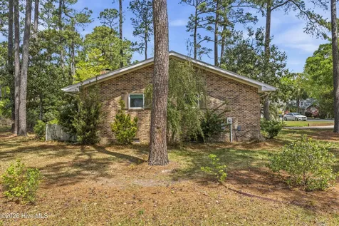 1 Yellow Jacket Court Calabash NC 28467