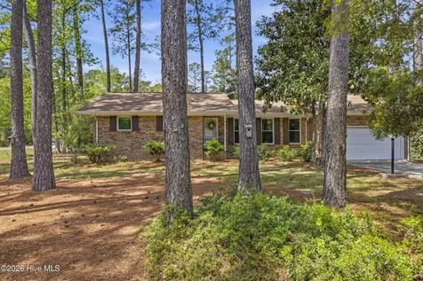 1 Yellow Jacket Court Calabash NC 28467
