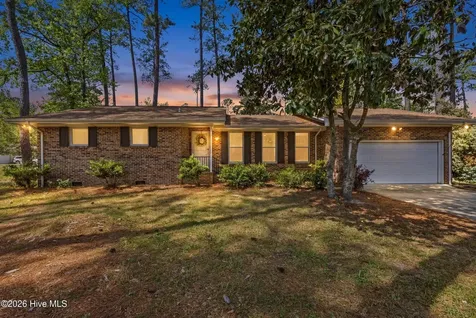 1 Yellow Jacket Court Calabash NC 28467