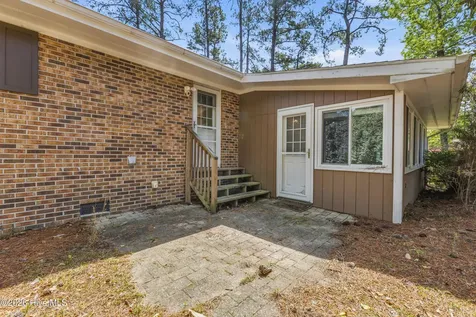 1 Yellow Jacket Court Calabash NC 28467