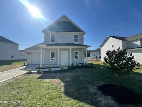 512 Bartley Street Vass NC 28394