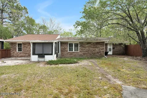 2176 W Lake Keziah Drive Southport NC 28461