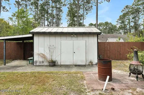 2176 W Lake Keziah Drive Southport NC 28461
