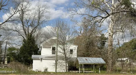 110 Hudson Street Pollocksville NC 28573