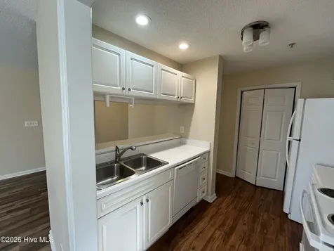 809 March Court Wilmington NC 28405