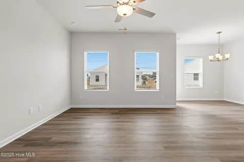 102 Nesbitt Court Jacksonville NC 28546