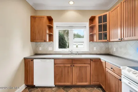 4416 Willow Moss Way Southport NC 28461