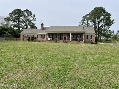 6135 Nc-222 Stantonsburg NC 27883