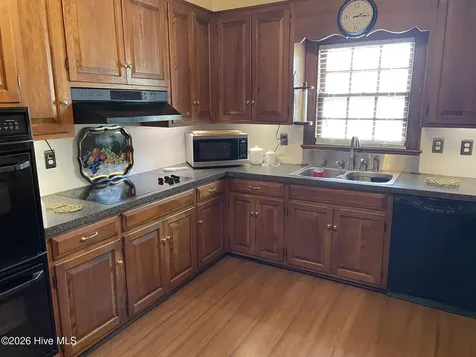 6135 Nc-222 Stantonsburg NC 27883