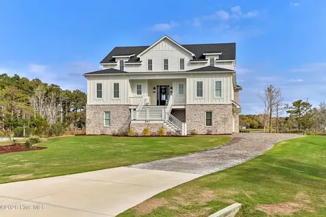 561 Avocet Drive Beaufort NC 28516