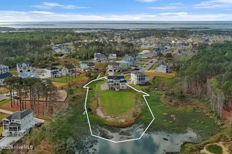 561 Avocet Drive Beaufort NC 28516