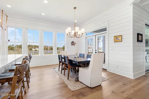 561 Avocet Drive Beaufort NC 28516