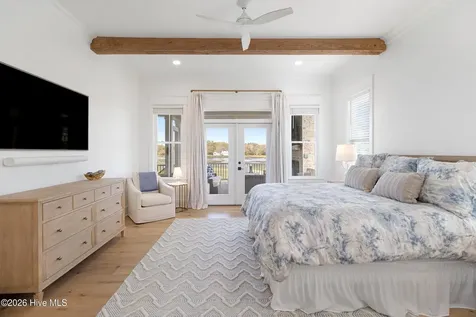 561 Avocet Drive Beaufort NC 28516