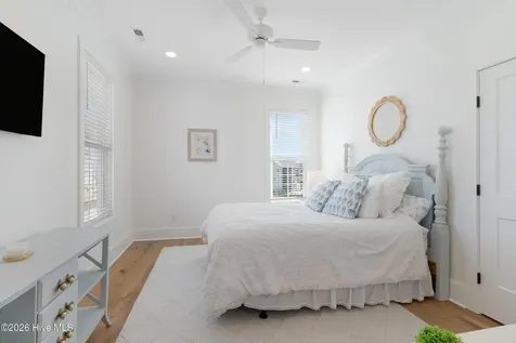 561 Avocet Drive Beaufort NC 28516