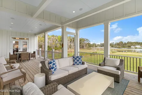 561 Avocet Drive Beaufort NC 28516