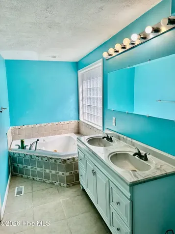 588 Lightwood Knot Road Kelly NC 28448