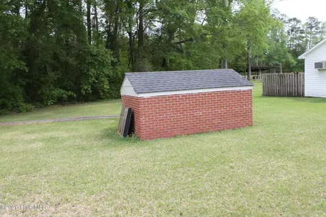 1408 Union Valley Road Whiteville NC 28472