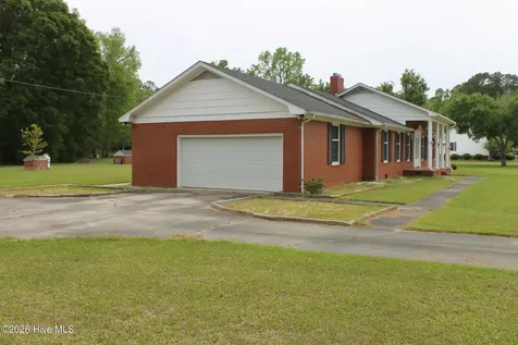 1408 Union Valley Road Whiteville NC 28472