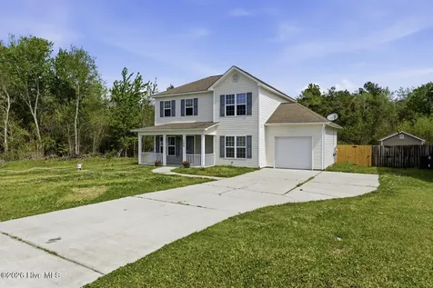 108 Blossom Court Maple Hill NC 28454
