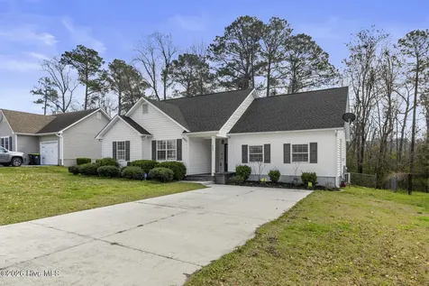 423 Jasmine Lane Jacksonville NC 28546