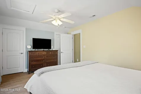308 Live Oak Street Emerald Isle NC 28594