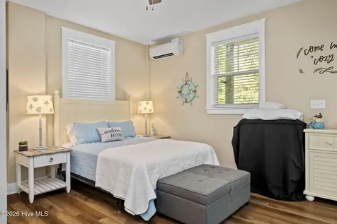 308 Live Oak Street Emerald Isle NC 28594